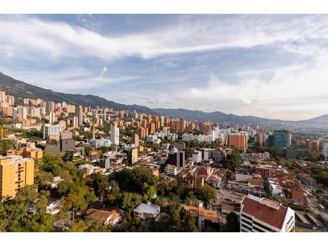 Apartamento en venta en Lalinde, Medellín · foto 7 de 24