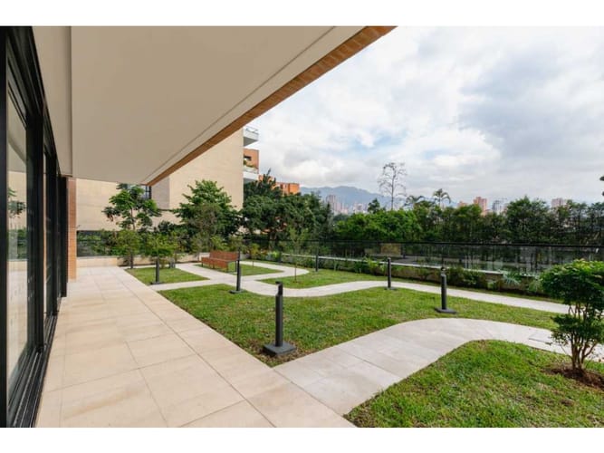 Apartamento en venta en Lalinde, Medellín · foto 19 de 24