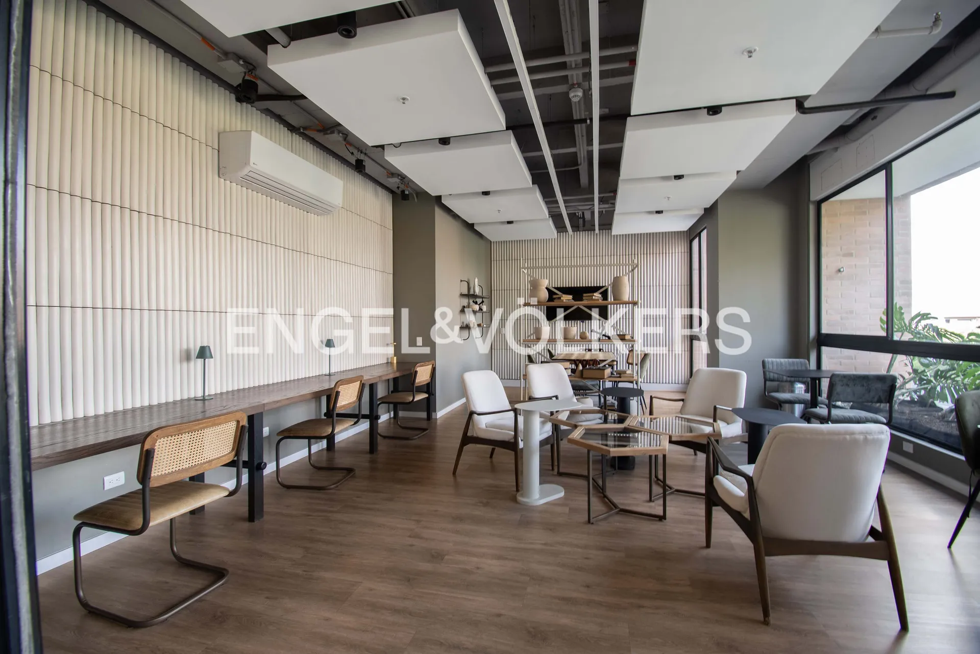 Apartamento en arriendo en Lalinde, Medellín · foto 15 de 16