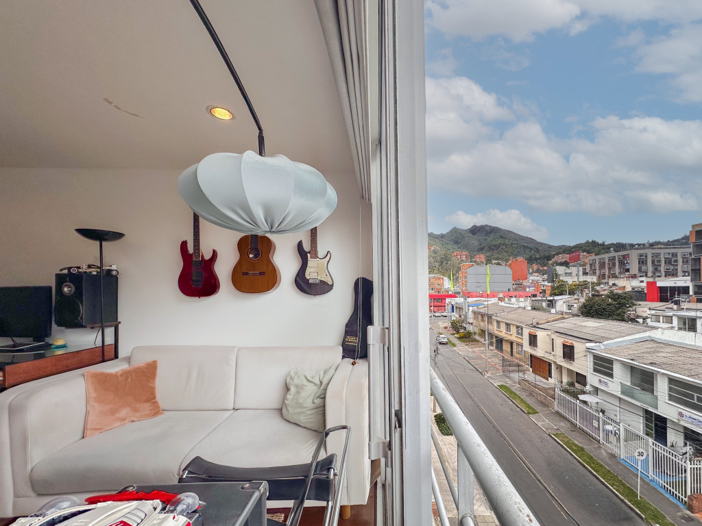Apartamento en venta en Santa Barbara, Bogotá · foto 3 de 8