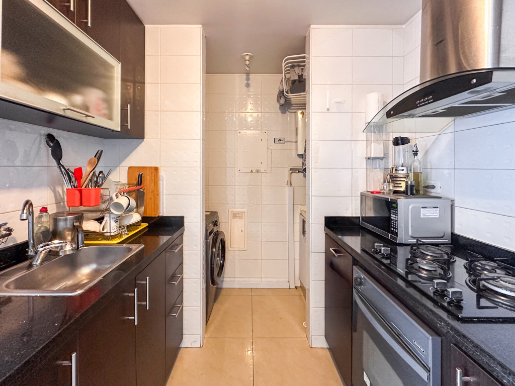 Apartamento en venta en Santa Barbara, Bogotá · foto 4 de 8