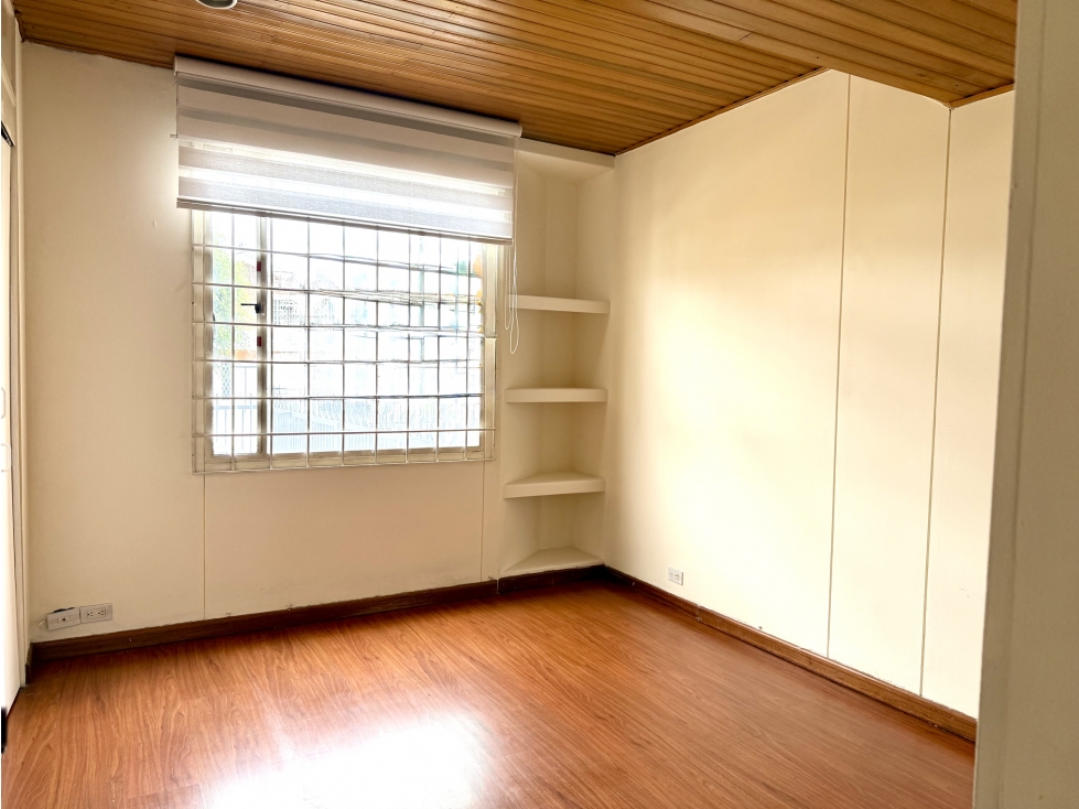 Apartamento en venta en Alhambra, Bogotá · foto 2 de 21