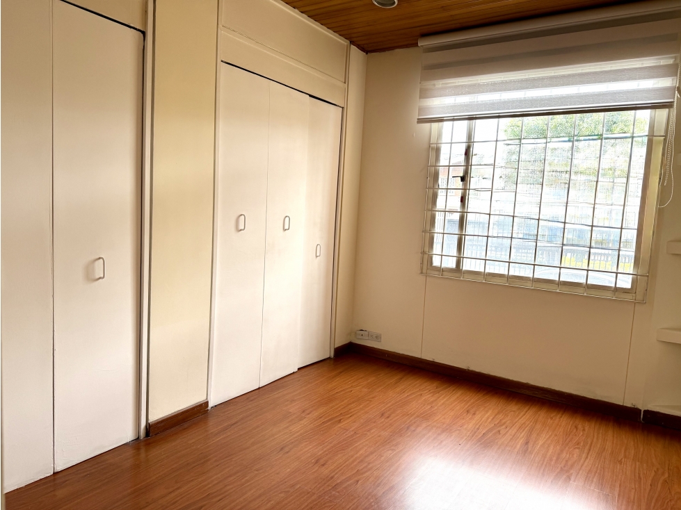 Apartamento en venta en Alhambra, Bogotá · foto 3 de 21