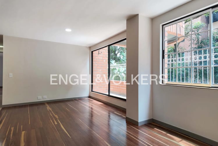 Apartamento en arriendo en Milla De Oro, Medellín · foto 2 de 18