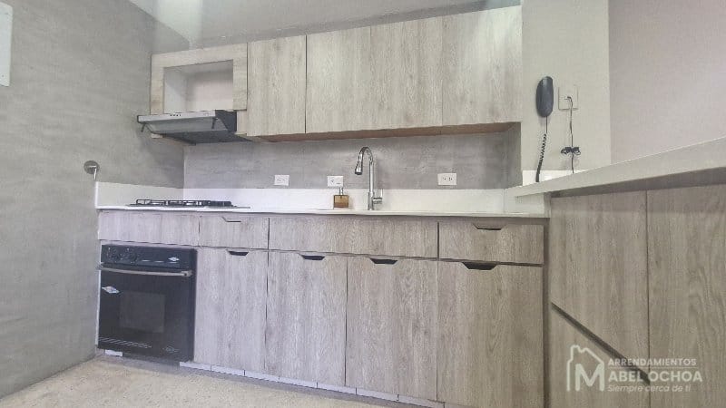 Apartamento de 2 alcobas en arriendo en El Diamante No. 2, Medellín, 80 m² · foto 4 de 12