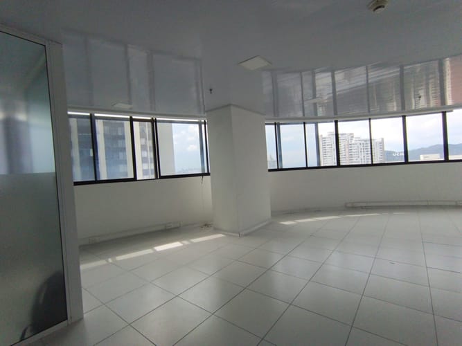 Oficina en arriendo en Avenida Santander, Manizales, 61 m² · foto 14 de 20