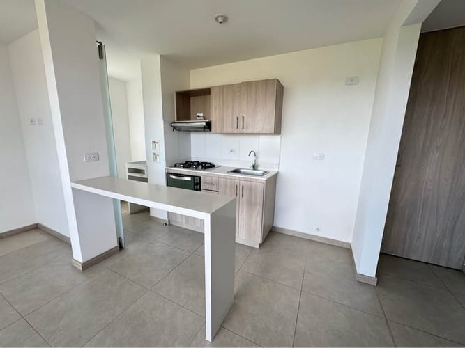 Apartamento de 2 alcobas en venta en Barro Blanco, Rionegro, 60 m² · foto 2 de 9
