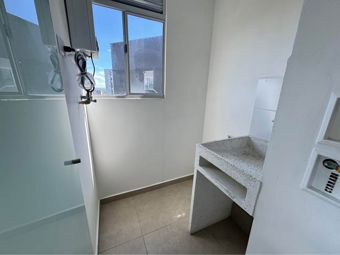 Apartamento de 2 alcobas en venta en Barro Blanco, Rionegro, 60 m² · foto 8 de 9