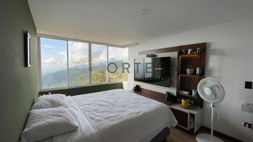 Casa de 2 alcobas en venta en Guayanas, Floridablanca, 932 m² · foto 5 de 13