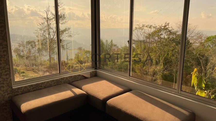 Casa de 2 alcobas en venta en Guayanas, Floridablanca, 932 m² · foto 8 de 13