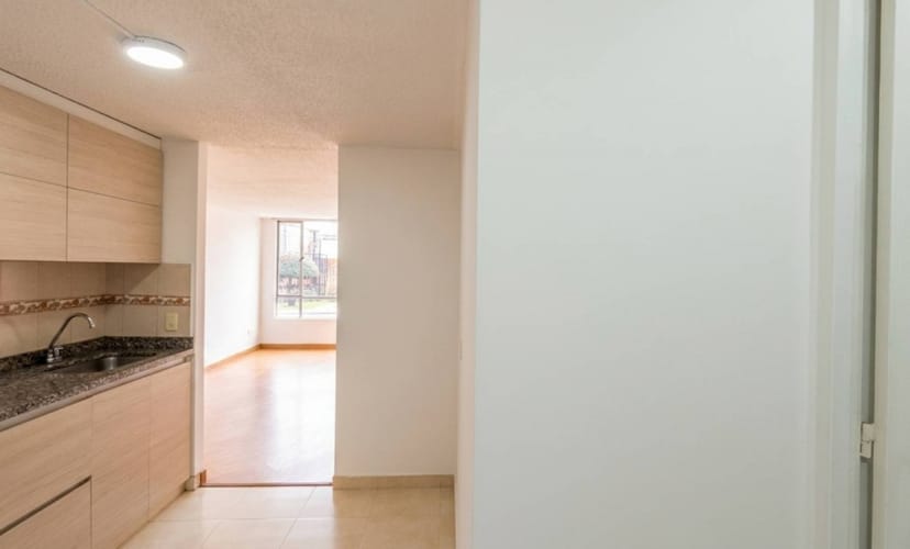 Apartamento de 3 alcobas en venta en Verbenal San Antonio, Bogotá, 66 m² · foto 9 de 24