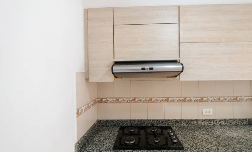 Apartamento de 3 alcobas en venta en Verbenal San Antonio, Bogotá, 66 m² · foto 11 de 24