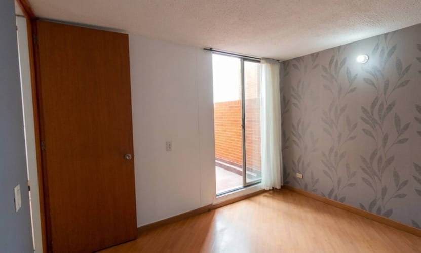 Apartamento de 3 alcobas en venta en Verbenal San Antonio, Bogotá, 66 m² · foto 21 de 24
