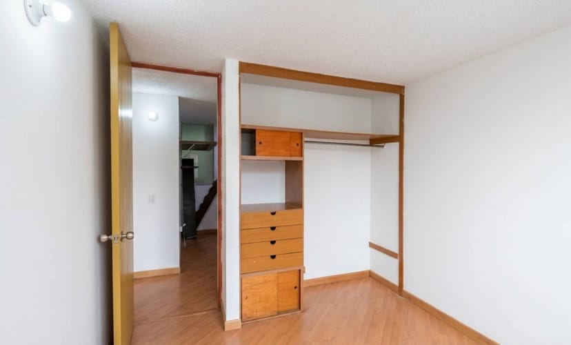 Apartamento de 3 alcobas en venta en Verbenal San Antonio, Bogotá, 66 m² · foto 23 de 24