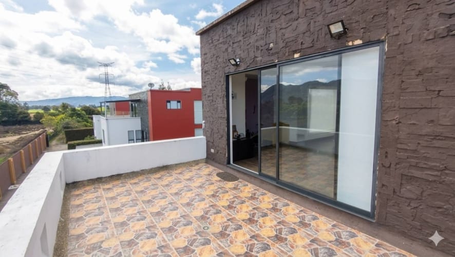Casa de 3 alcobas en venta en Siberia, Cota, 270 m² · foto 14 de 24