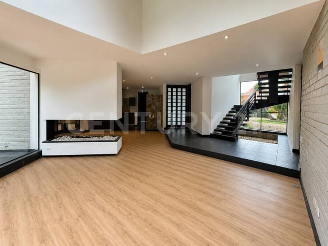 Casa en venta en Guaymaral, Bogotá · foto 3 de 18