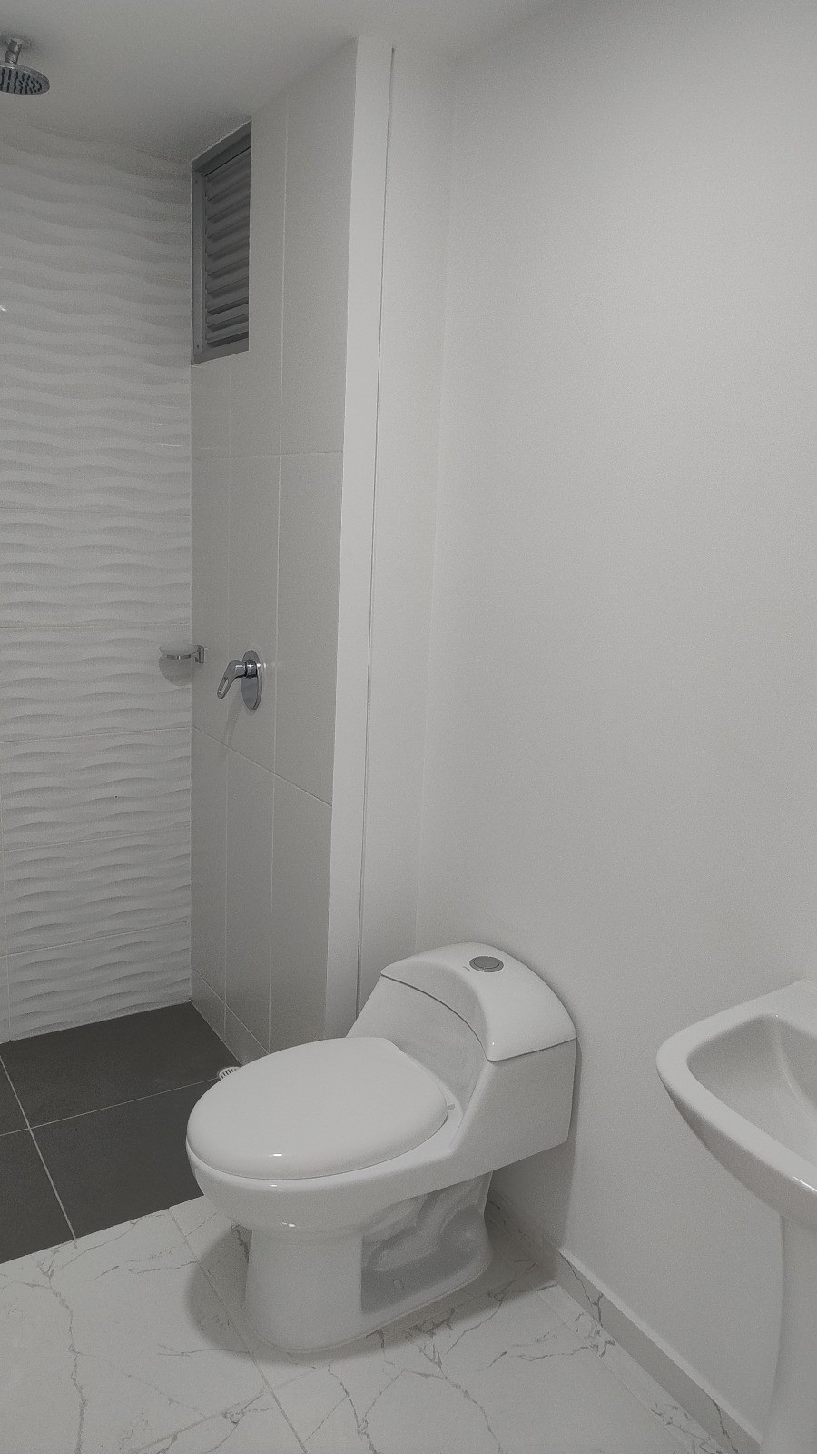 Apartamento en venta en Aeropuerto, Pereira · foto 5 de 10