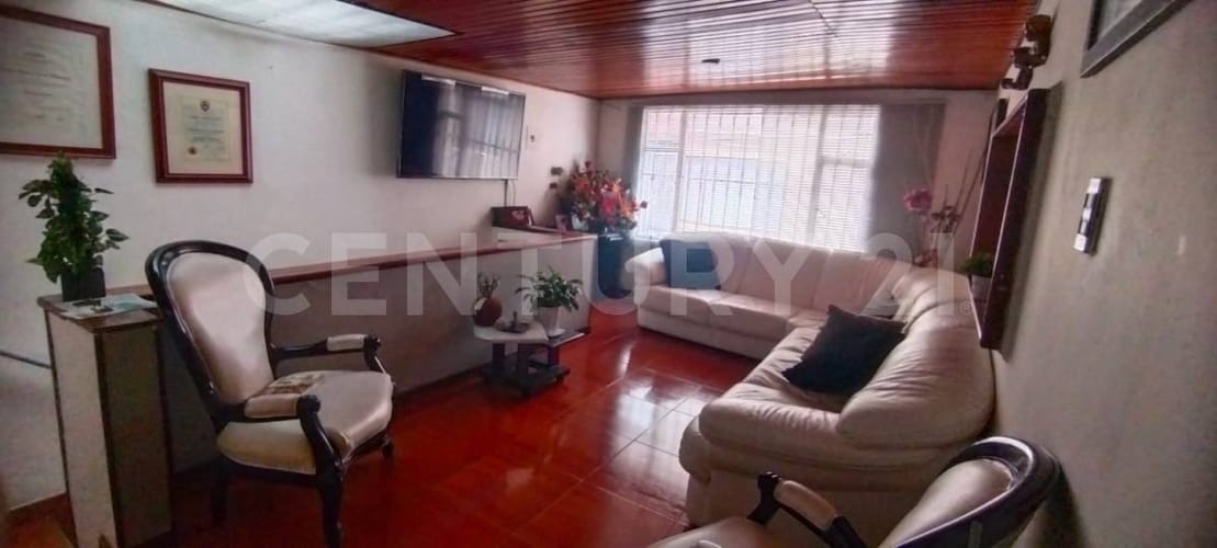 Casa en venta en Verbenal San Antonio, Bogotá · foto 7 de 12