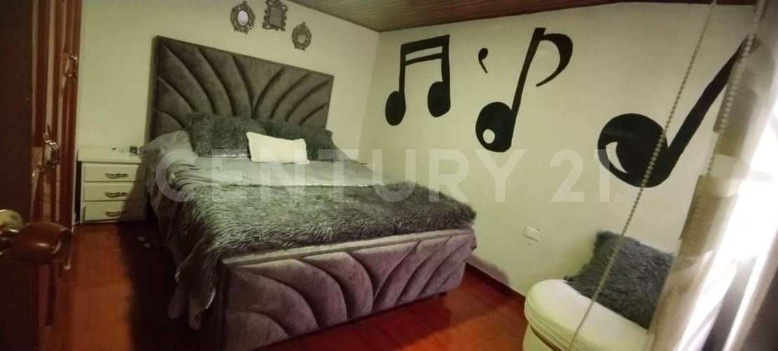 Casa en venta en Verbenal San Antonio, Bogotá · foto 8 de 12