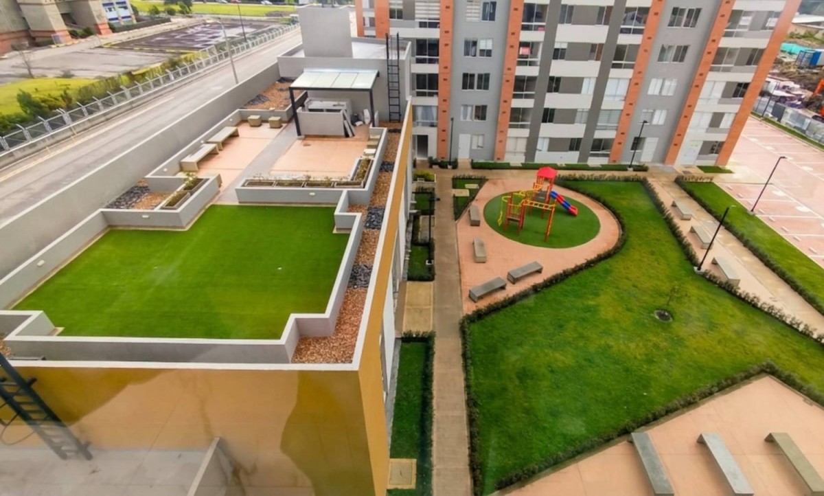 Apartamento en venta en Lagos De Torca, Bogotá · foto 2 de 15