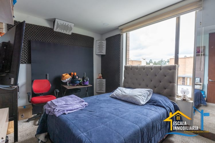 Casa de 3 alcobas en venta en Pueblo Viejo, Cota, 181 m² · foto 9 de 24