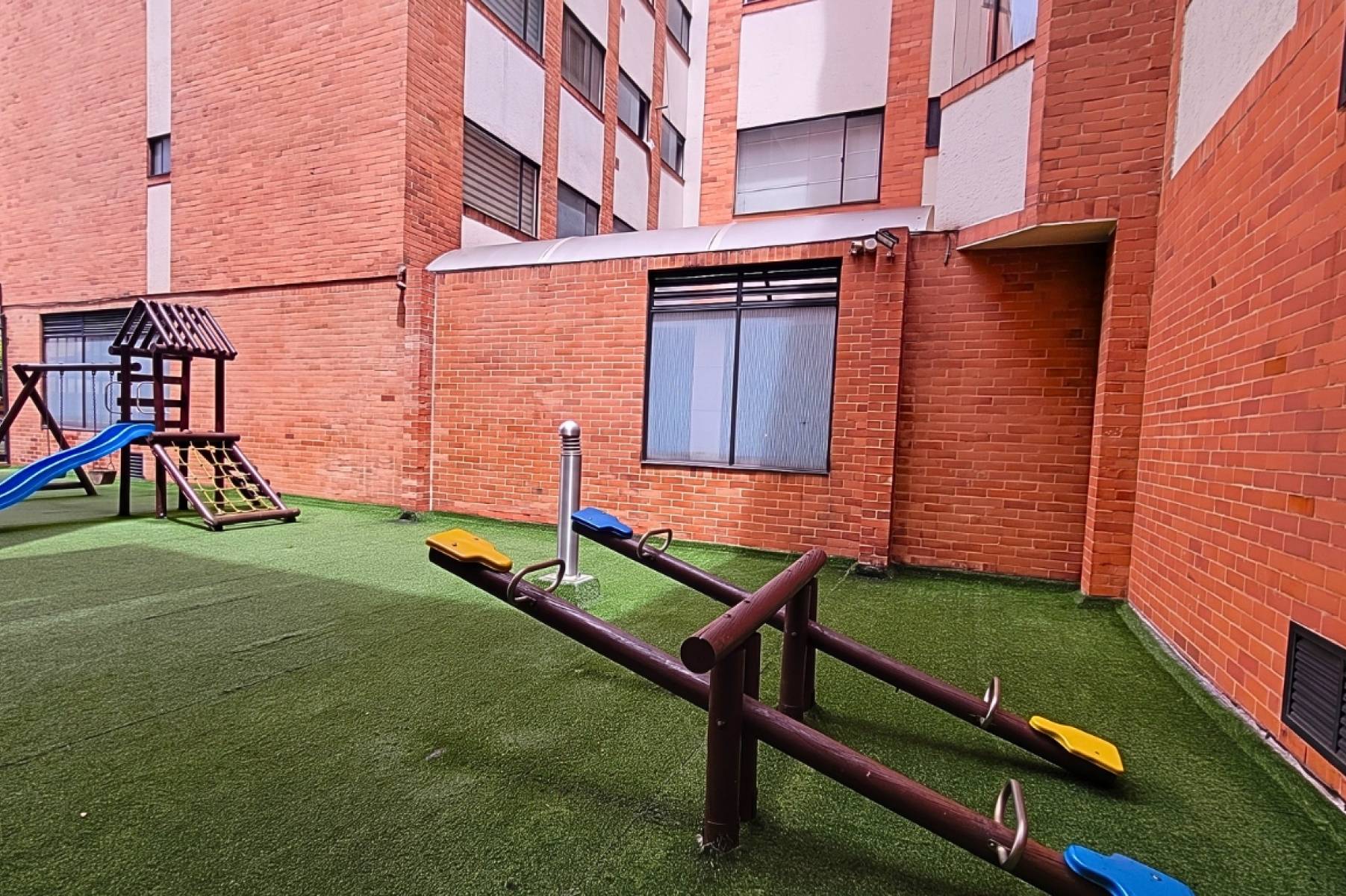 Apartamento en venta en Cedritos, Bogotá · foto 18 de 19