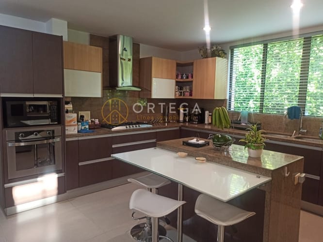 Casa de 5 alcobas en venta en Rio Frio, Floridablanca, 400 m² · foto 6 de 24