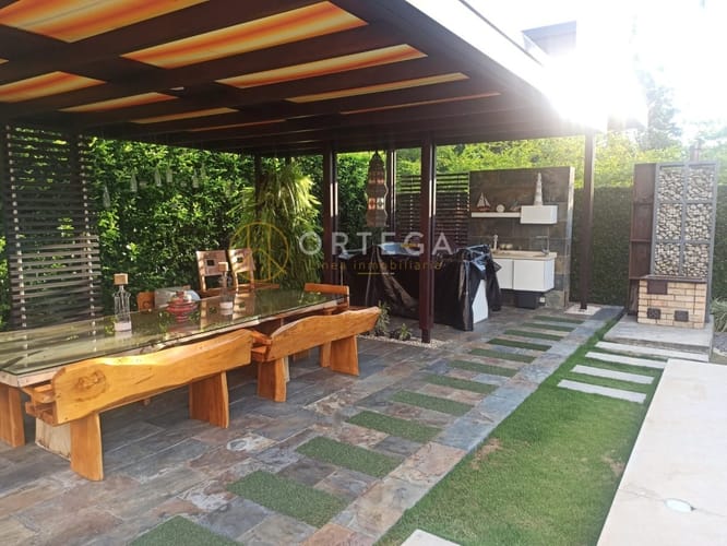 Casa de 5 alcobas en venta en Rio Frio, Floridablanca, 400 m² · foto 12 de 24