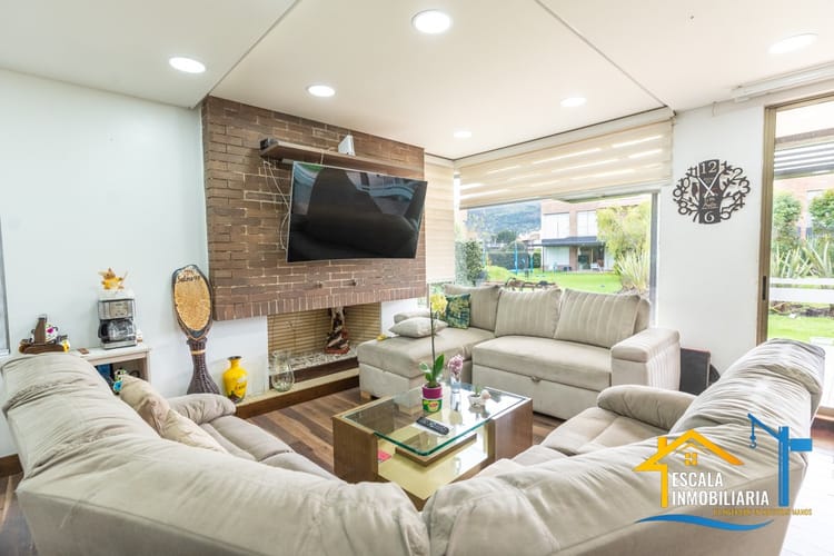 Casa de 4 alcobas en arriendo en Pueblo Viejo, Cota, 186 m² · foto 19 de 24
