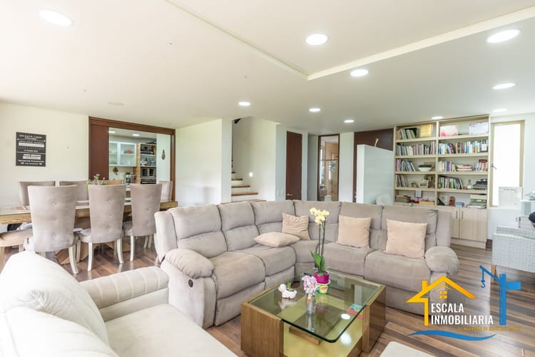 Casa de 4 alcobas en arriendo en Pueblo Viejo, Cota, 186 m² · foto 20 de 24