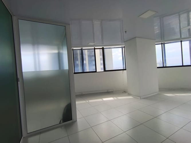 Oficina en venta en Avenida Santander, Manizales, 61 m² · foto 2 de 20