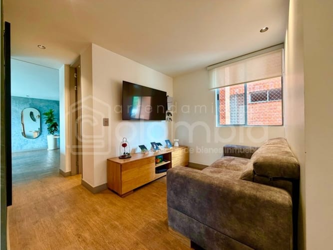Apartamento de 3 alcobas en venta en Loma Del Chocho, Envigado, 107 m² · foto 12 de 24