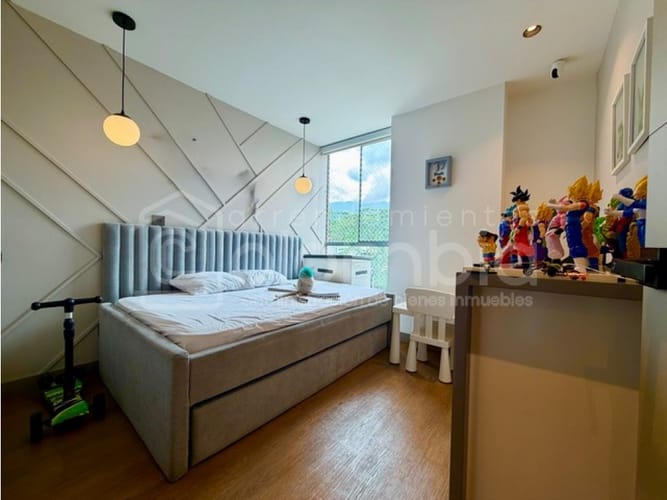 Apartamento de 3 alcobas en venta en Loma Del Chocho, Envigado, 107 m² · foto 13 de 24