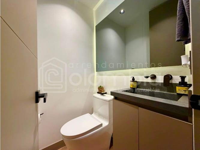 Apartamento de 3 alcobas en venta en Loma Del Chocho, Envigado, 107 m² · foto 16 de 24