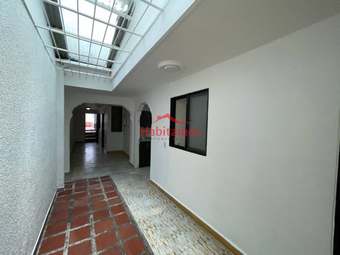 Casa de 4 alcobas en venta en Campo Valdes No.1, Medellín, 98 m² · foto 11 de 11