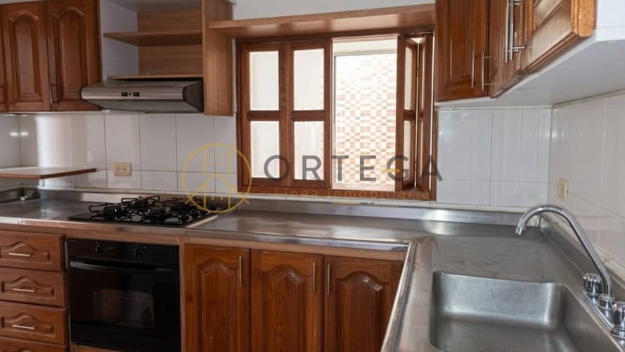 Casa de 3 alcobas en venta en Versalles, Floridablanca, 130 m² · foto 4 de 24