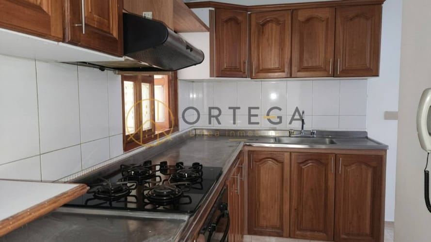 Casa de 3 alcobas en venta en Versalles, Floridablanca, 130 m² · foto 5 de 24