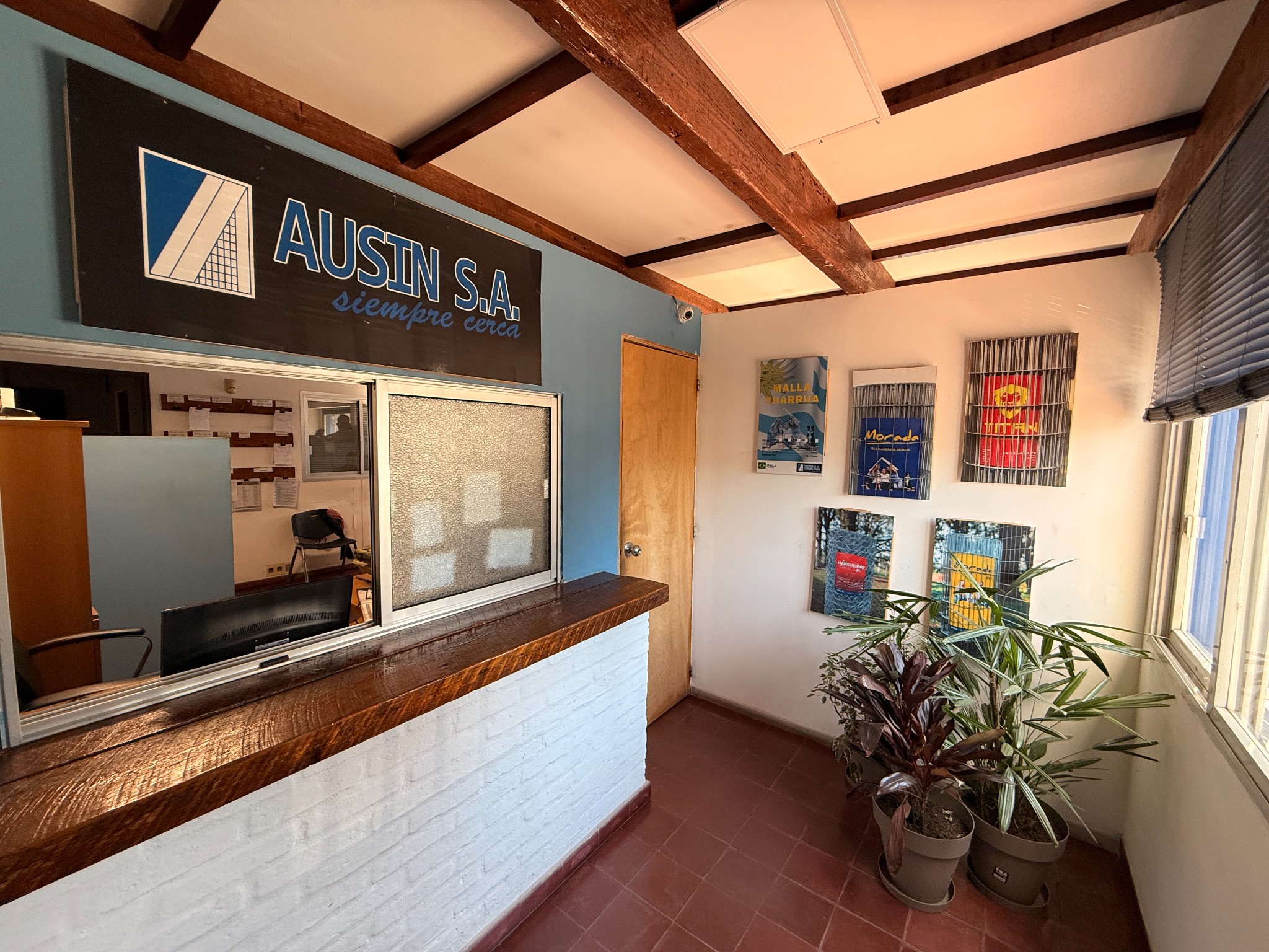 Excelente Oportunidad De Alquiler Amplio Local Comercial, Industrial Malvin Norte · Foto 11