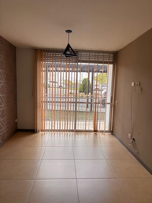 Apartaestudio en venta en La Macarena, Dosquebradas, 65 m² · foto 2 de 11