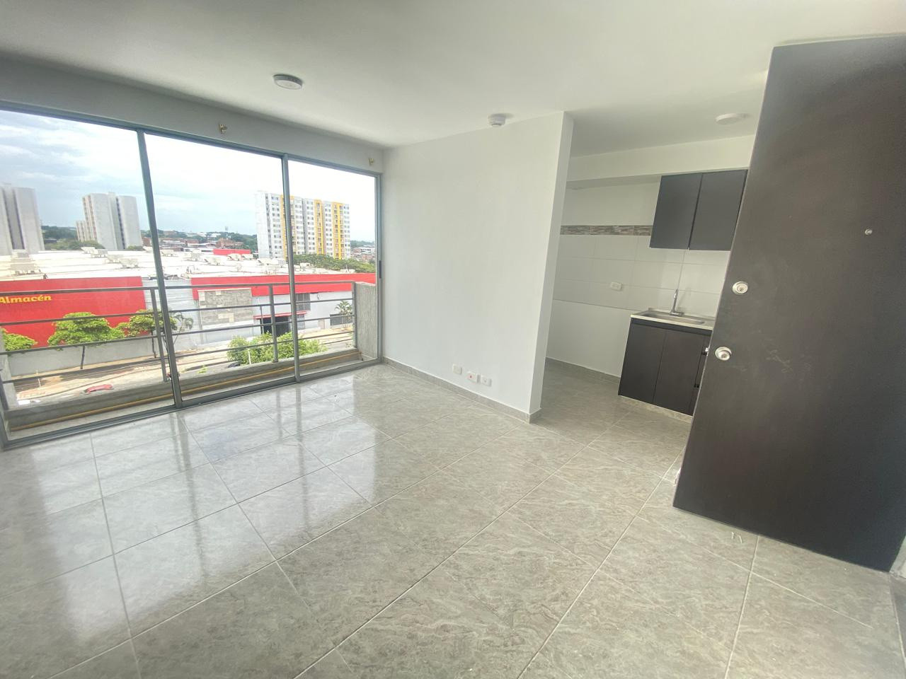 Apartamento de 2 habitaciones en arriendo en Santa Barbara, Cali — imagen 1 de 8