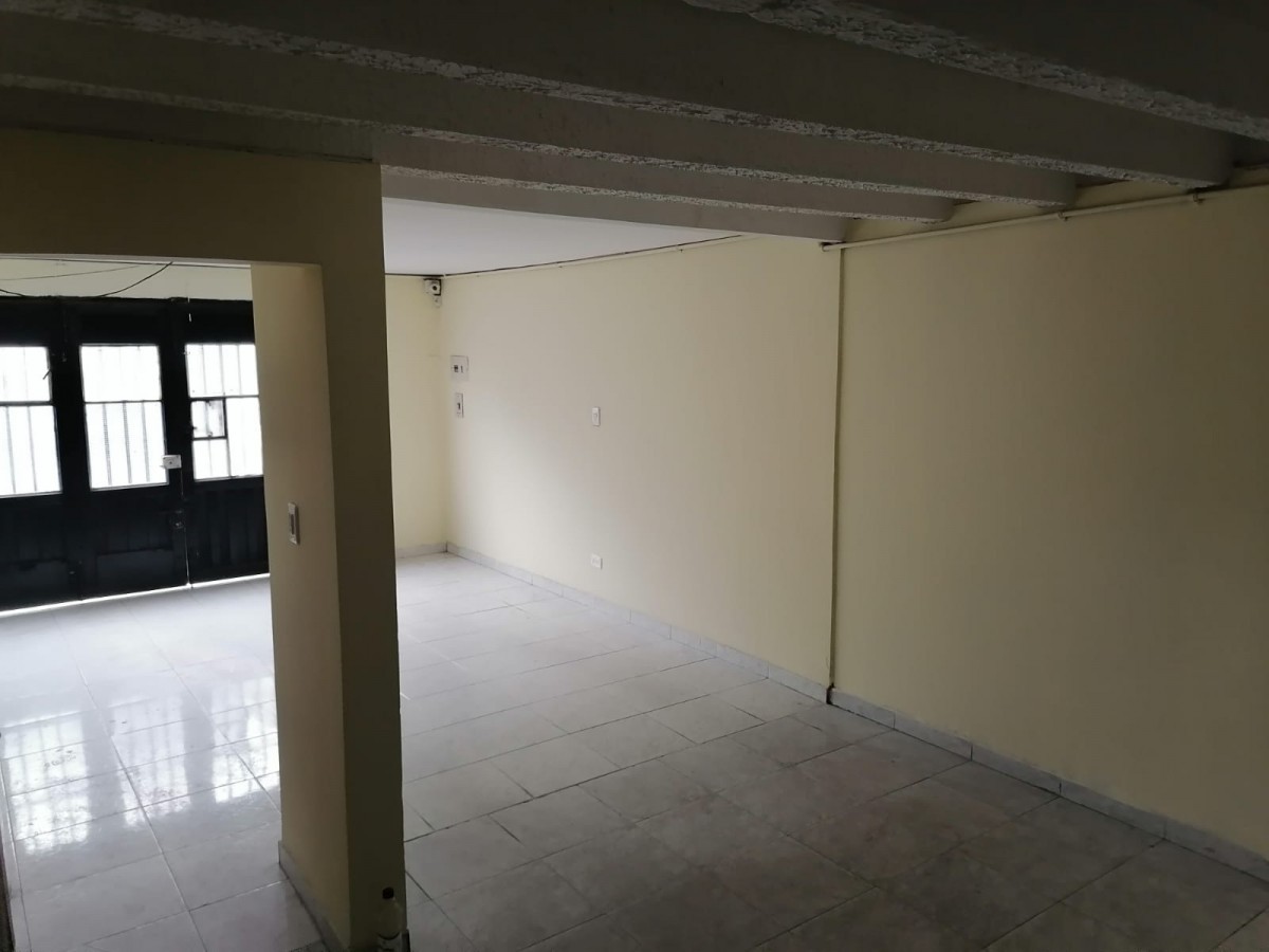 Casa en venta en Villas Del Madrigal, Bogotá · foto 2 de 24