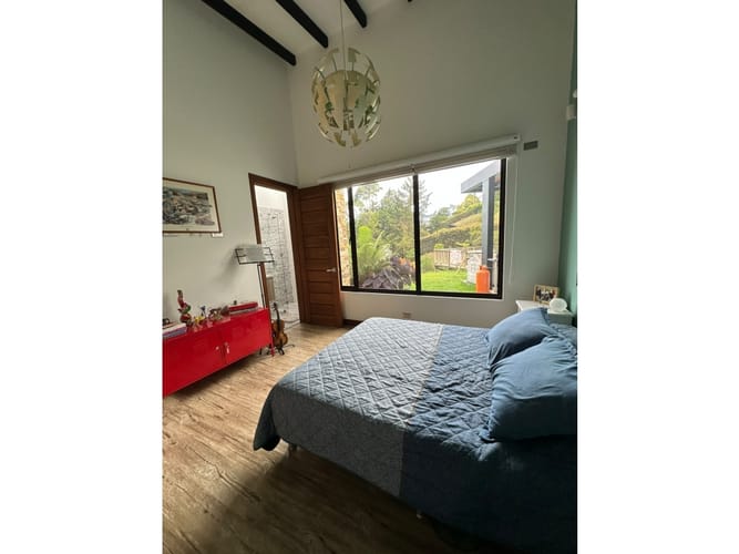 Casa de 4 alcobas en venta en El Porvenir, Rionegro, 262 m² · foto 11 de 20