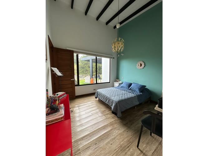 Casa de 4 alcobas en venta en El Porvenir, Rionegro, 262 m² · foto 16 de 20