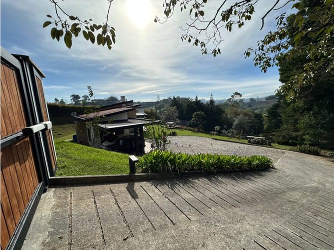Casa de 4 alcobas en venta en El Porvenir, Rionegro, 262 m² · foto 18 de 20