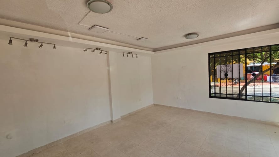 Local en arriendo en Villa Carolina, Barranquilla, 35 m² · foto 2 de 6