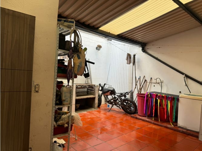 Casa de 5 alcobas en venta en Montes, Bogotá, 250 m² · foto 11 de 21