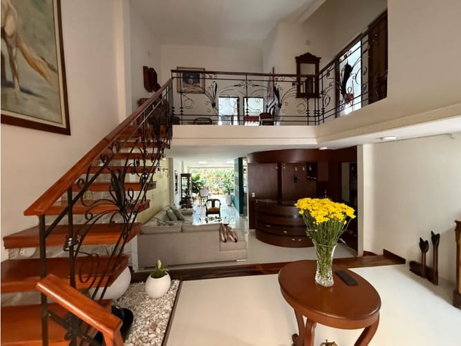Casa en venta en La Cascada, Cali · foto 3 de 15