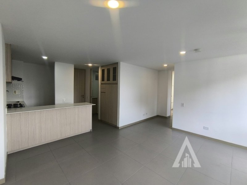 Apartamento en arriendo en El Poblado, Medellín · foto 6 de 13