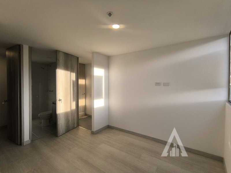 Apartamento en arriendo en El Poblado, Medellín · foto 12 de 13