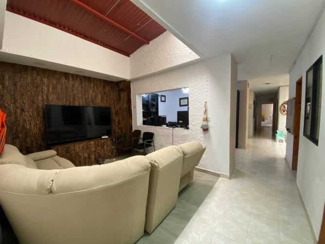Apartamento de 5 alcobas en arriendo en Belén Fatima, Medellín, 190 m² · foto 6 de 16